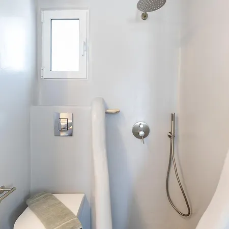 Mykonos Actor's Villa. 2 Bdrs, Private Mini-pool Βίλα Mykonos Town