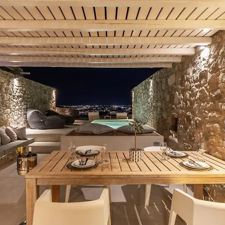 Mykonos Actor's Villa. 2 Bdrs, Private Mini-pool Βίλα Mykonos Town